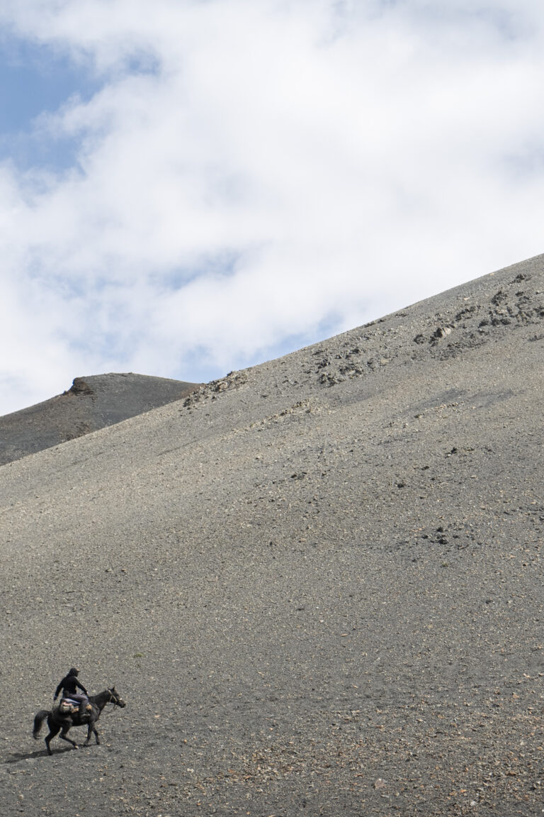 Col Shamshy, 3573m